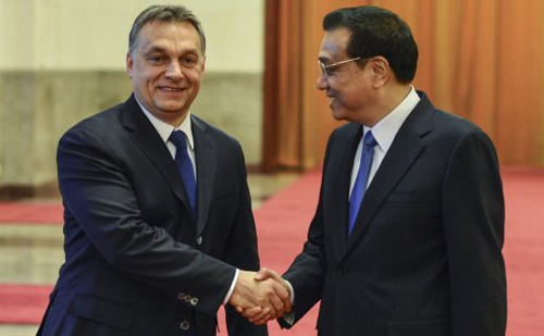 中国总理向欧尔班维克多发来贺电祝贺当选连任总理
